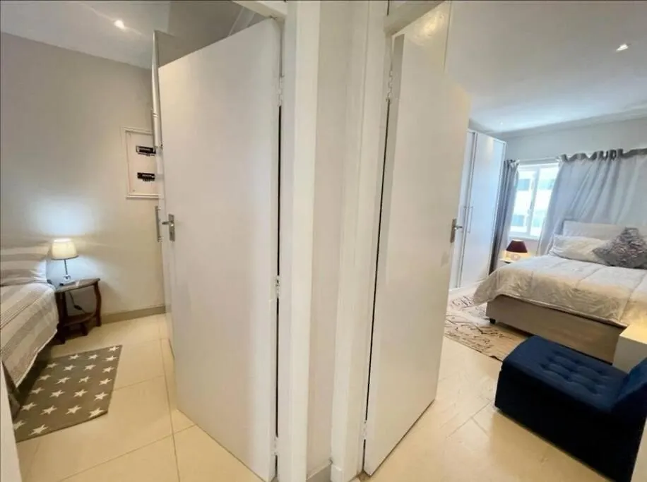2 Bedroomed Beachfront Apartment Cape Town South Africa