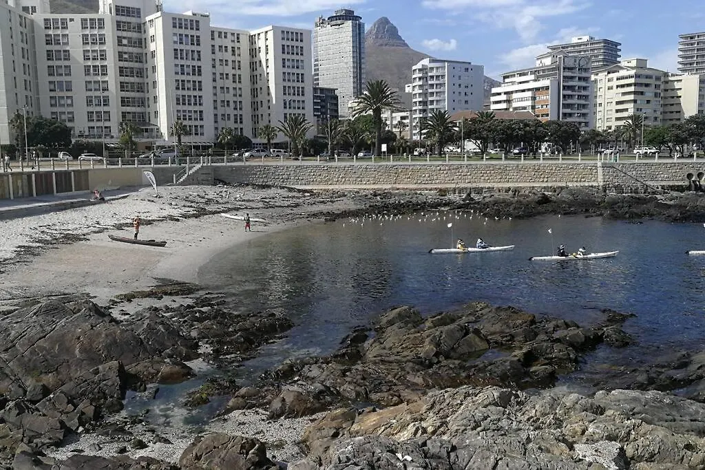 2 Bedroomed Beachfront Apartment Cape Town