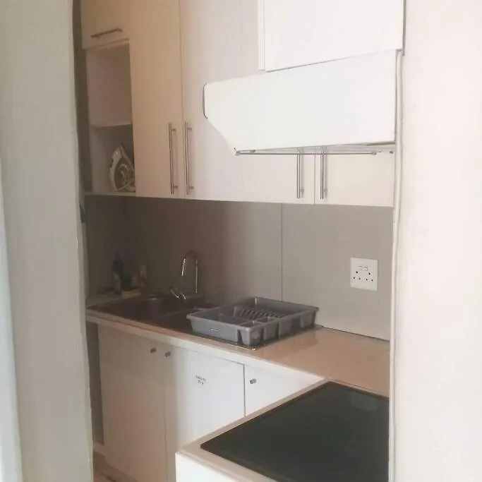 2 Bedroomed Beachfront Apartment Cape Town