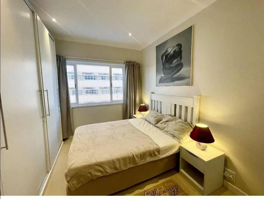2 Bedroomed Beachfront Apartment Cape Town